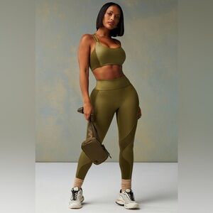 Fabletics Motion365+ Contour High-Waisted Legging in Dark Moss Shine Size Medium